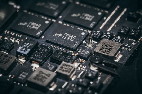 Tech hardware